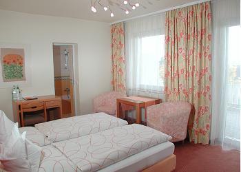 Hotel Alpenblick Garni Uberlingen Oda fotoğraf